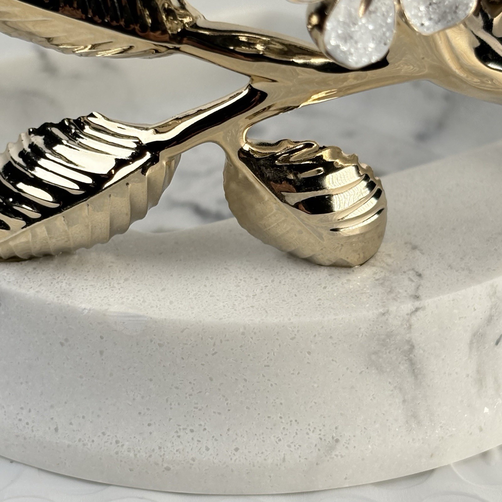 Bath & Body Works Gold Branch White Glitter Flowers Marble Foaming Soap Holder