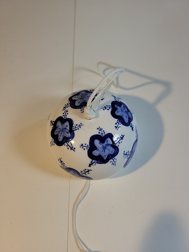 Ceramic Floral Blue / White Hanging Wind Chime