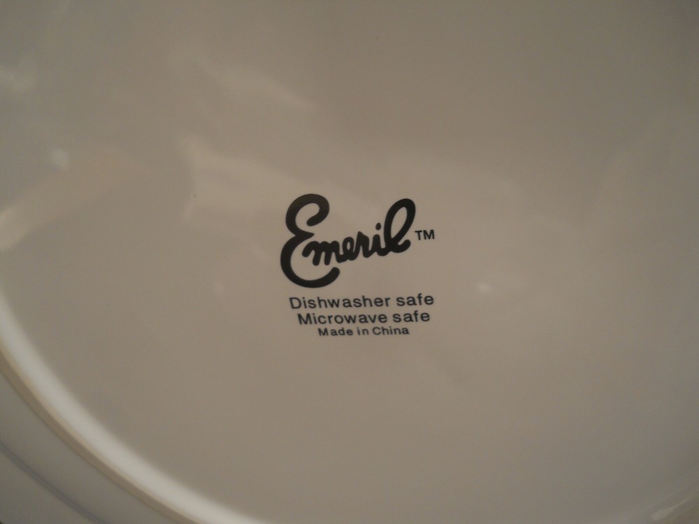 Emeril Red Checkboard Dinnerware~4 pc Place Setting~Dinner/Luncheon/Salad