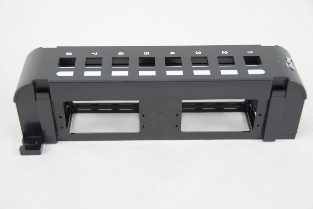 ICC IC107BP8VB 8-Port Flush Patch Panel Vertical Wall Mountable