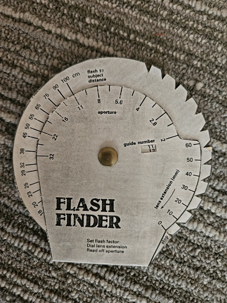 Vivitar Quick Release Pistol Grip Flash Instructions And Flash Finder Dial