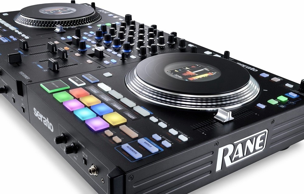 RANE PERFORMER Advanced 4-Channel Motorized DJ Controller Black