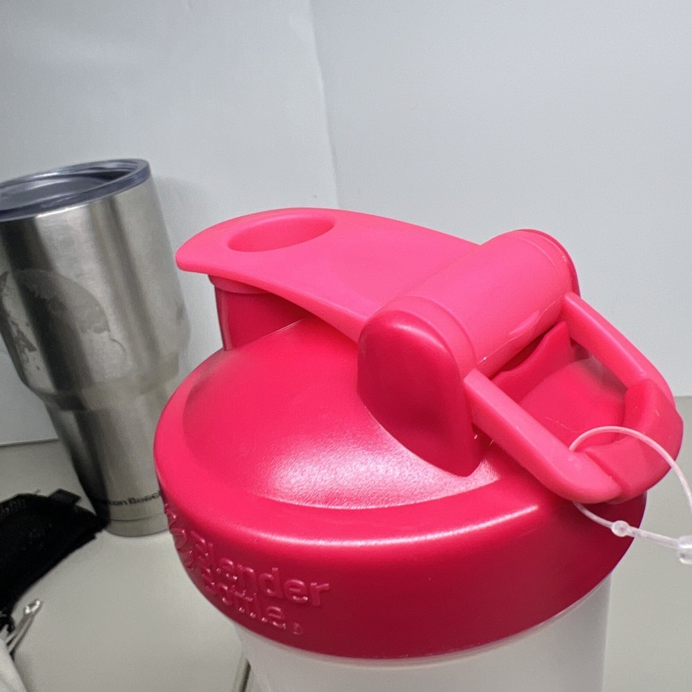 Classic 28oz BlenderBottle Pink