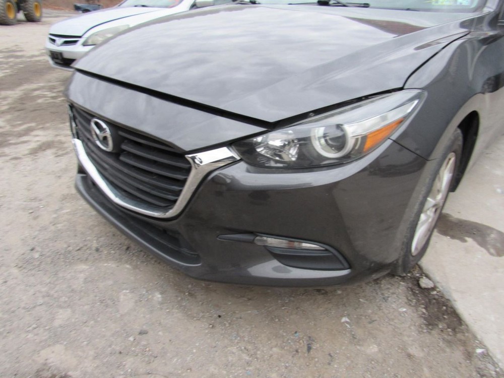 3 2017 Glove Box 1104505