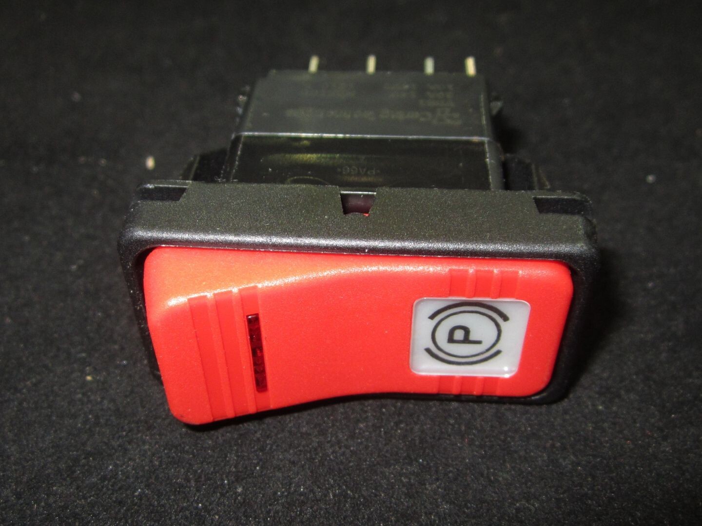 JLG Part Number  8223054 Park Brake switch - Skytrak JLG