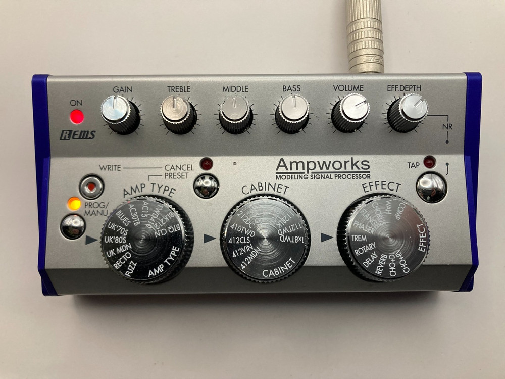 KORG Ampworks Modelling Signal Processor Guitar Multi Effects