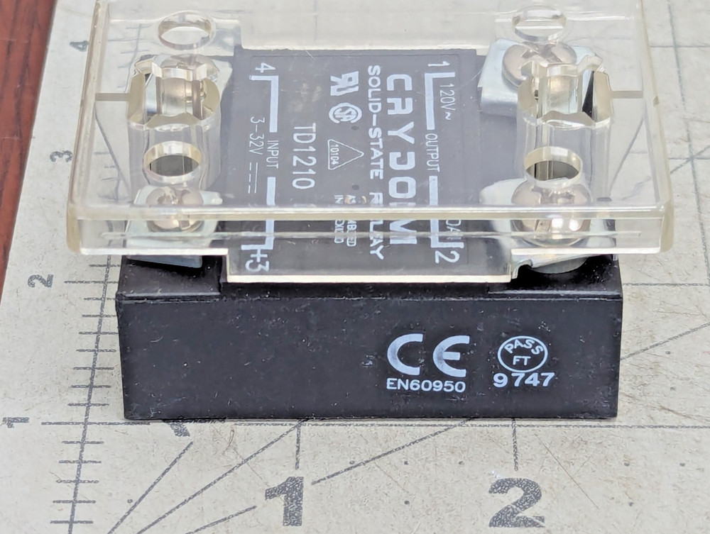Crydom TD1210 Solid State Relay Input 3~ 32Vdc Output 120Vac 10A Working Pull [Z