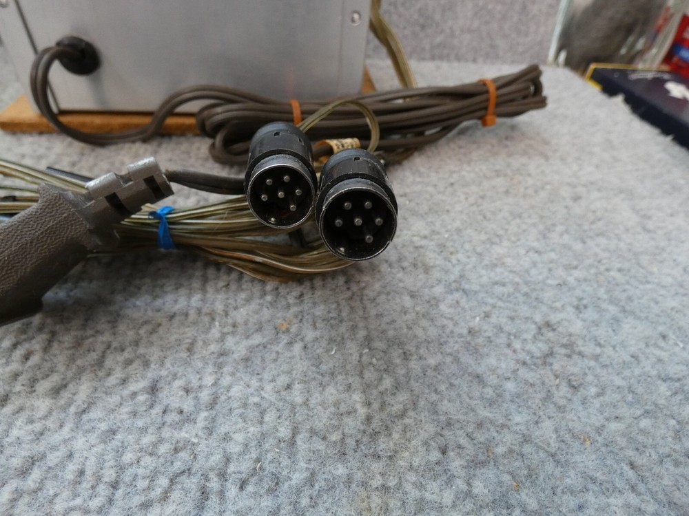 VINTAGE ACE CHARGER BOX 4 PLUG