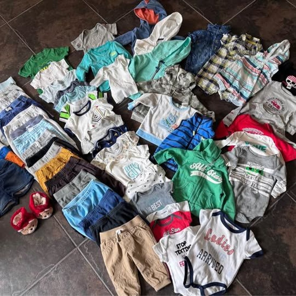 Newborn / 0-3 months boy 55+ piece bundle