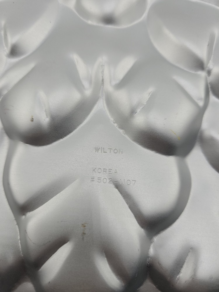 Vintage Wilton Baking Pans Set
