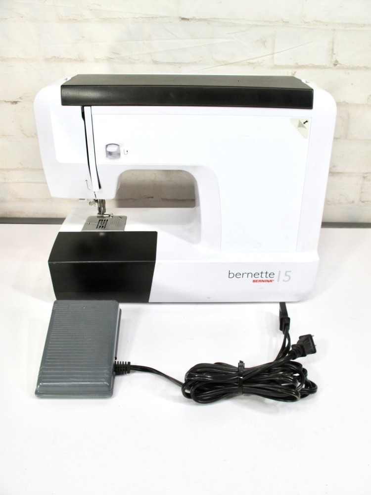 Bernina Bernette 15 Mechanical Sewing Machine