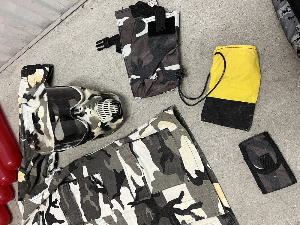 Airsoft Gun/Gear Bundle