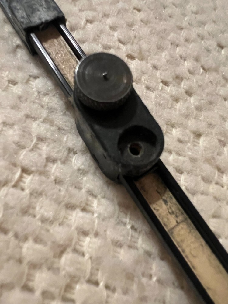 Recurve or Long Bow Archery Sight