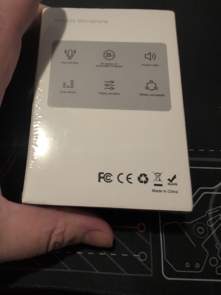 NIB Dual Connect Type-C Lavaliere Microphone Wireless Streaming Audio Recording