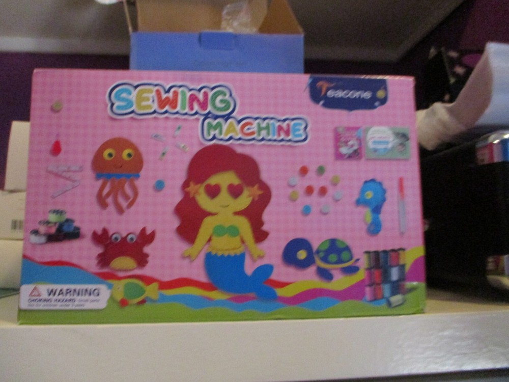 Teacone Sewing Mini sewing machine 123 pieces Appears Unused
