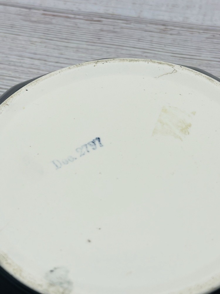 CERAMIC BOWL - 7” X 2.5” Bottom Has Doc 2797