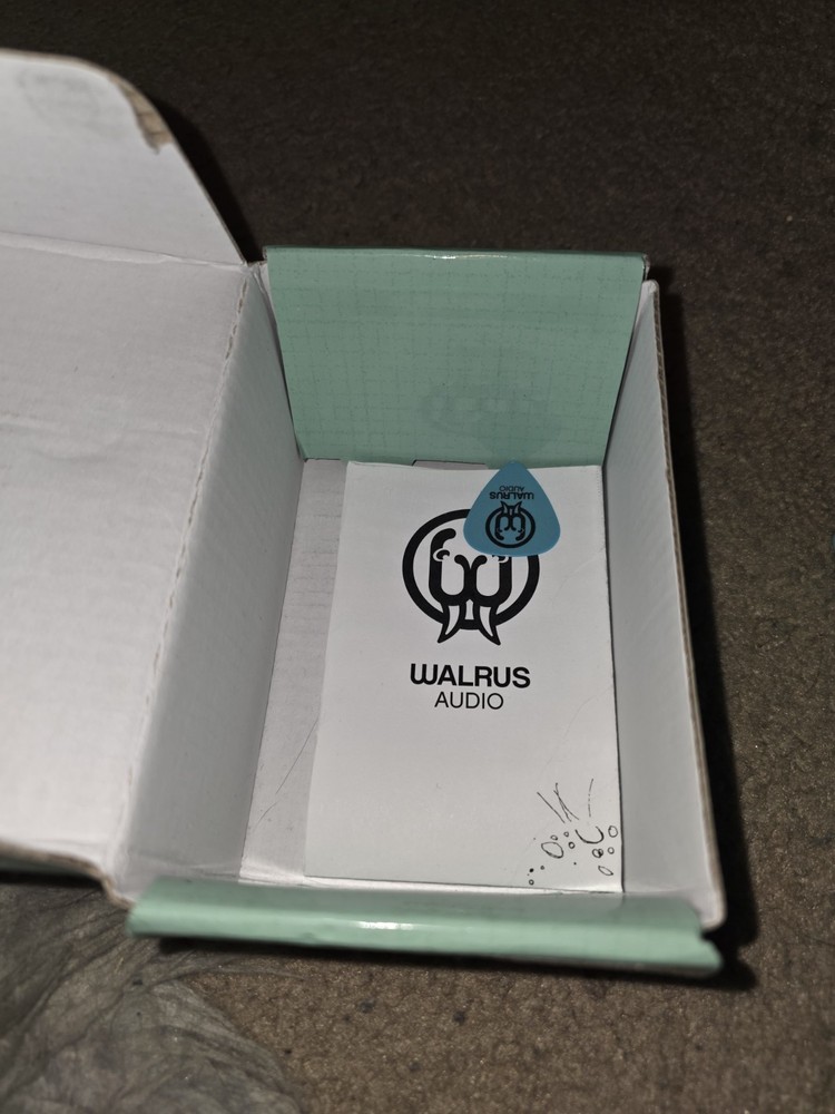 Walrus Audio Deep Six V1 Compressor Sustainer Compression Guitar Effect Pedal