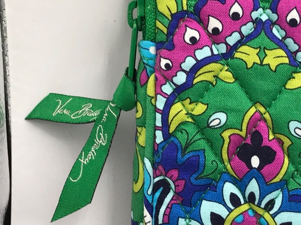 Vera Bradley E-Reader Sleeve in Emerald Paisley
