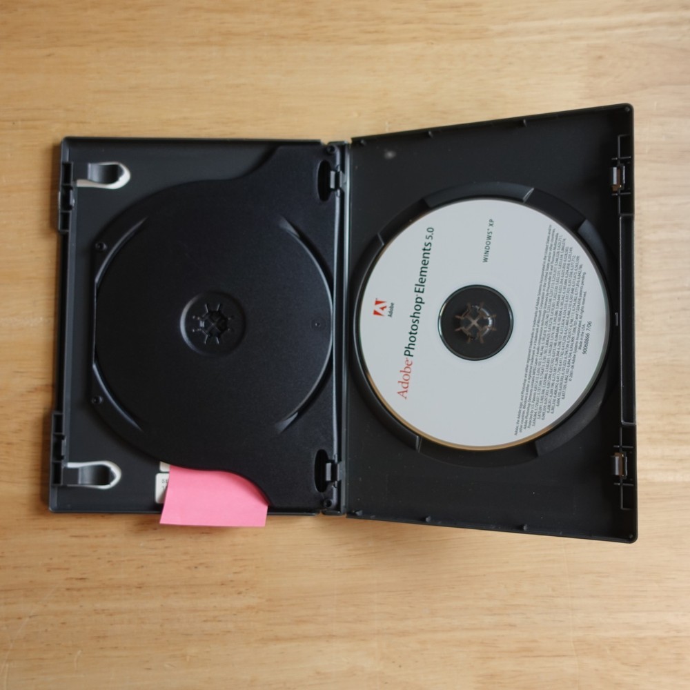 Adobe Photoshop Elements 5.0 + Premiere Elements 3.0 w/Serial Numbers