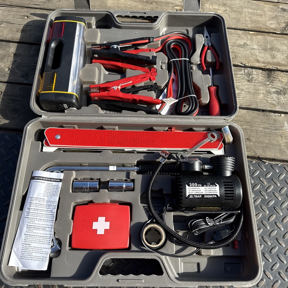 auto emergency toolkit