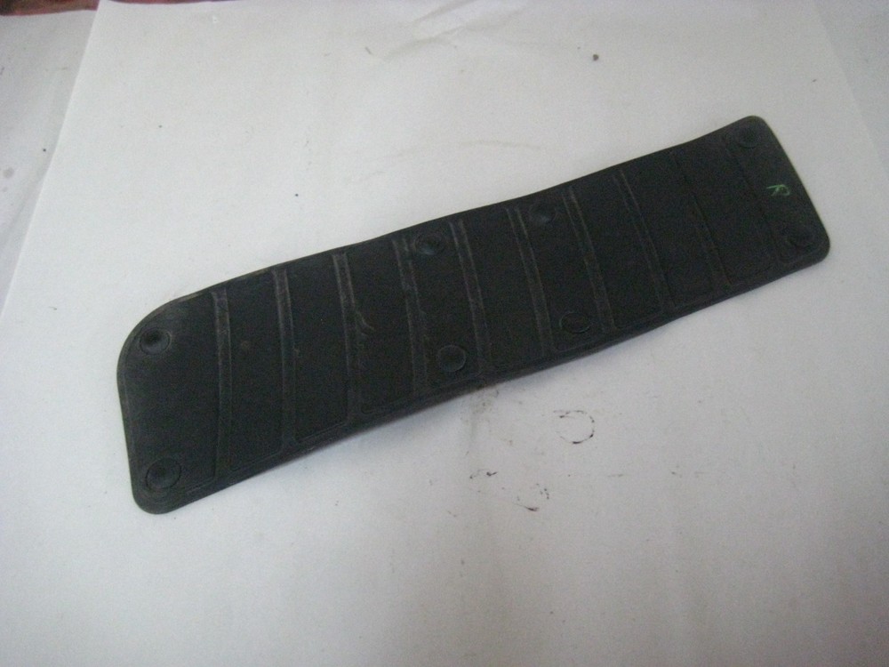John Deere LX172 Riding Lawn Mower Right Side Runner Board Plastic Insert/Mat