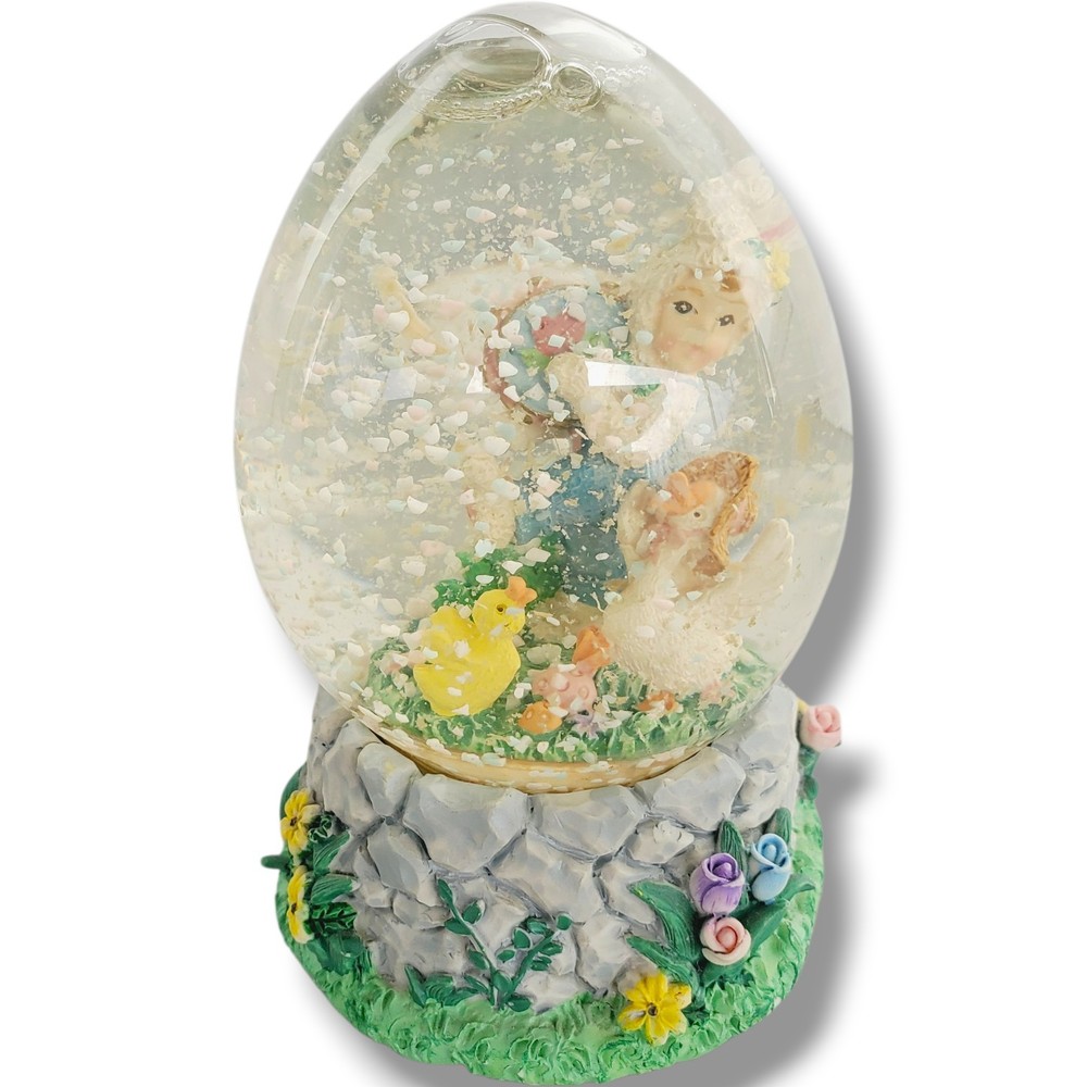 Spring Easter Water Globe
