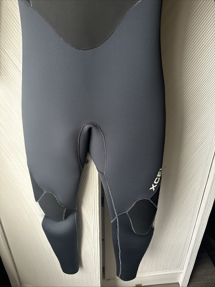 4/3 Xcel Boys Size 12 Wetsuit