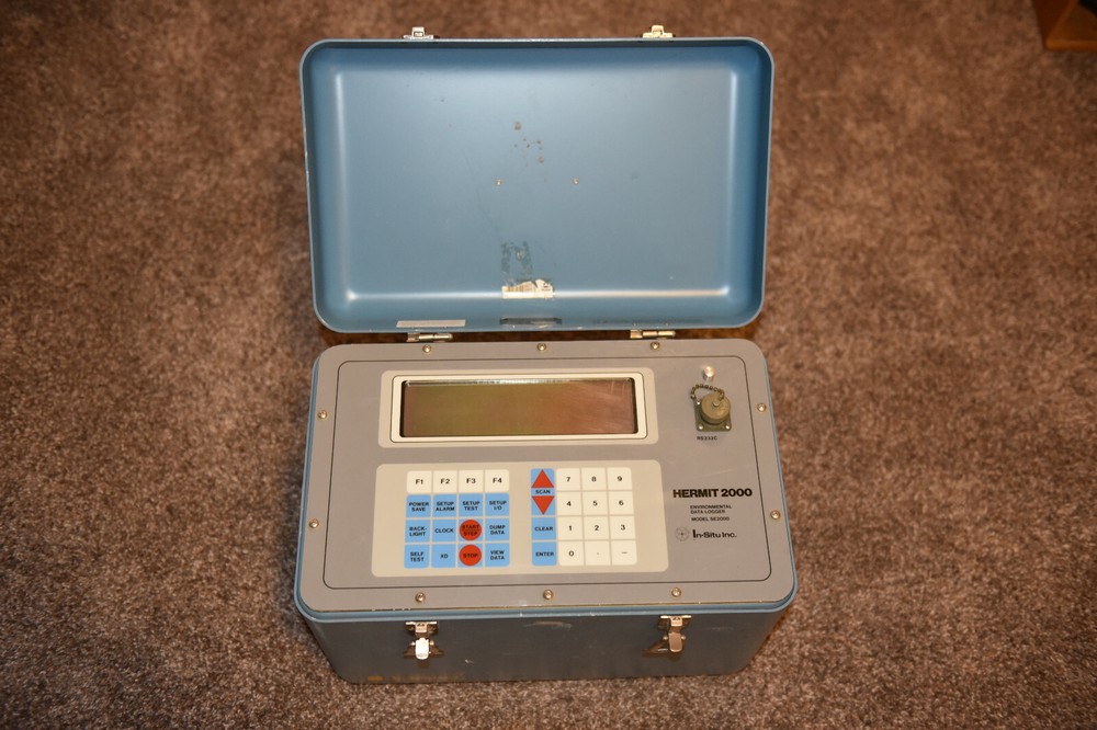 In-Situ hermit 2000 Environmental Data Logger - SE2000 - Powers on