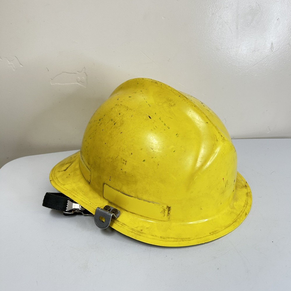 Cairns Brothers 660 Fireman Helmet Yellow