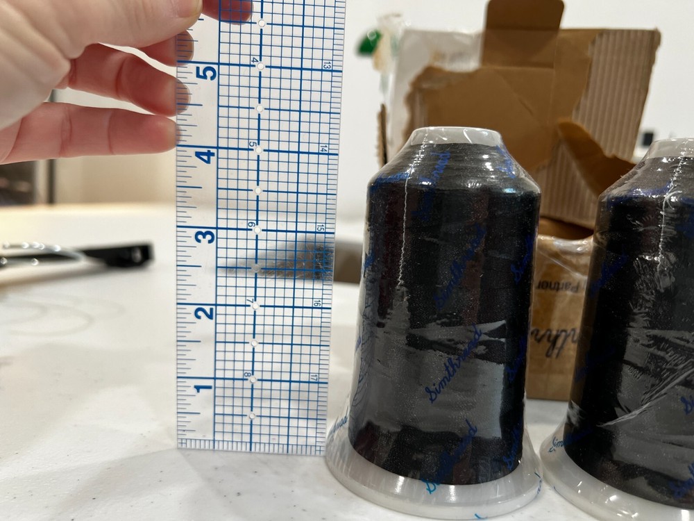 Simthread embroidery thread - polyester - 5500y - black NEW