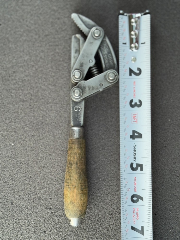 Antique Hoe Corp Adjustable Pipe Wrench Poughkeepsie NY