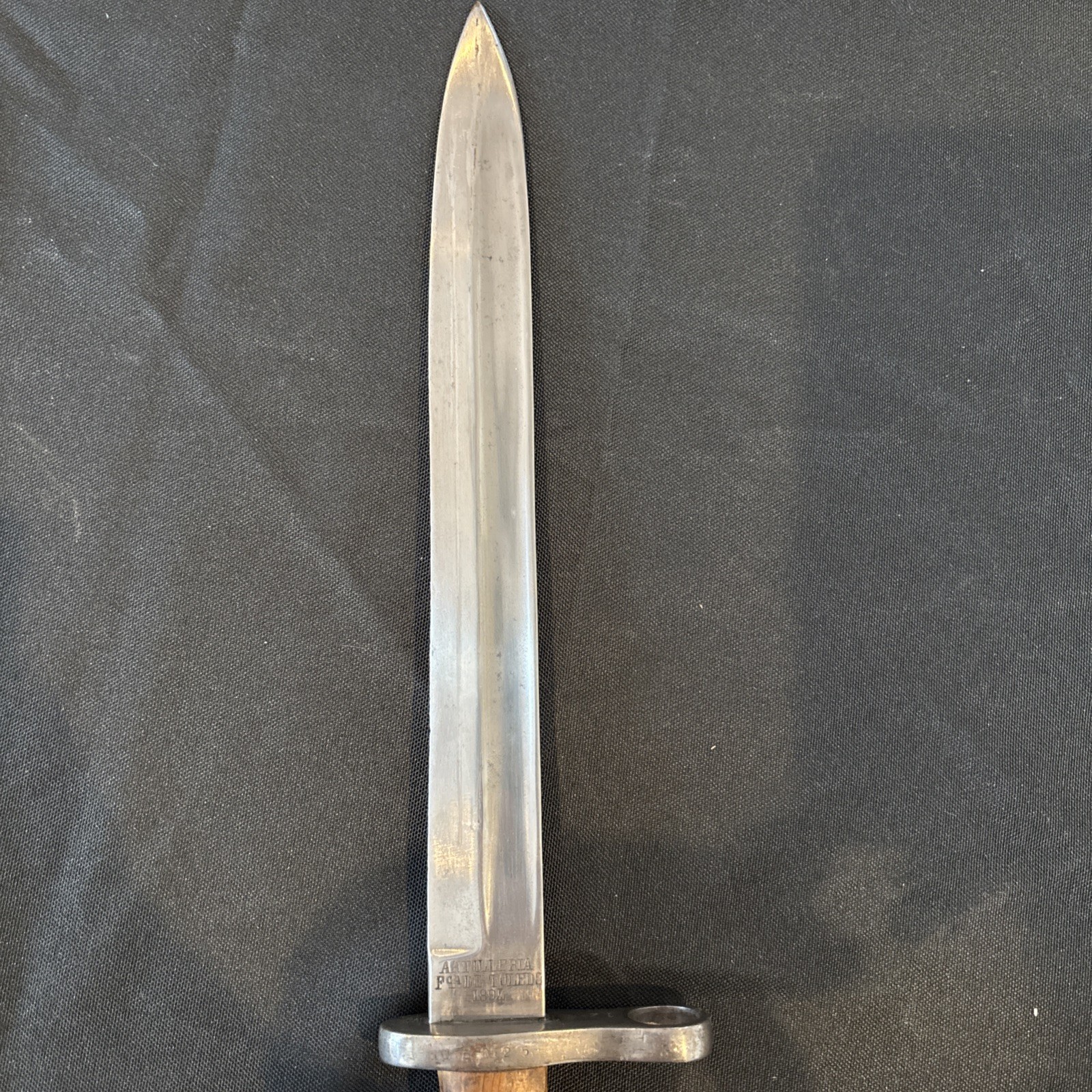 ORIGINAL SPANISH 1893 MAUSER BAYONET, SCABBARD 1894 Date Q5025 Artilleria Toledo