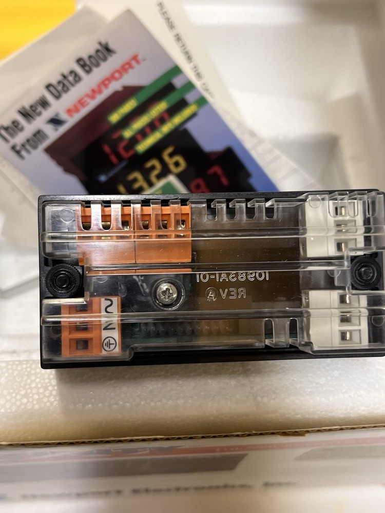 Newport Electronics -Infinity Digital Process Panel Meter Model:INFP-0-2-0-0-DC4