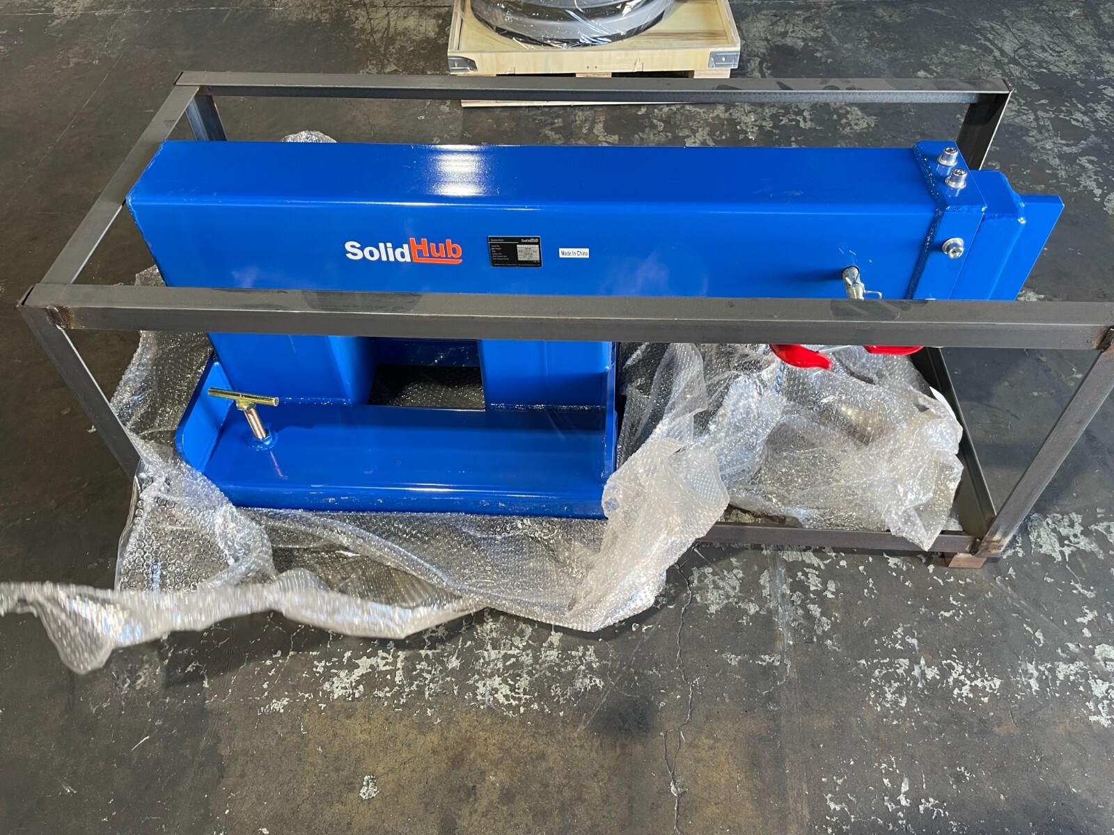 Crane arm for forklift, max. load capacity 10,400 lbs, SolidHub