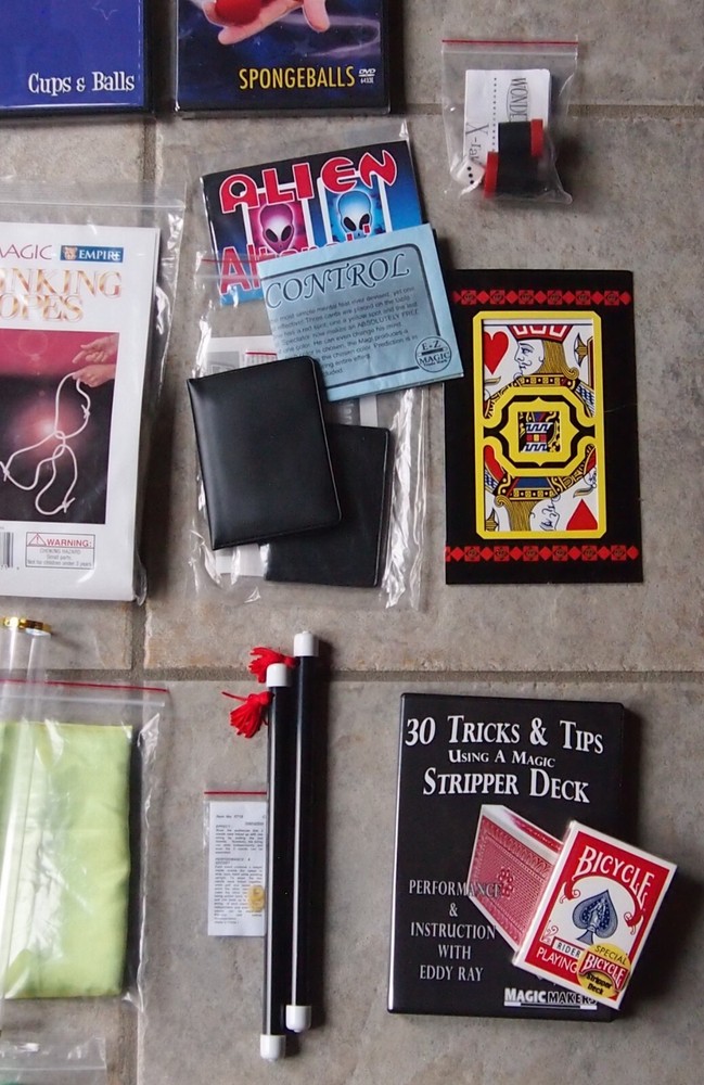 Deluxe Magic Kit - 23 Complete Magic Tricks