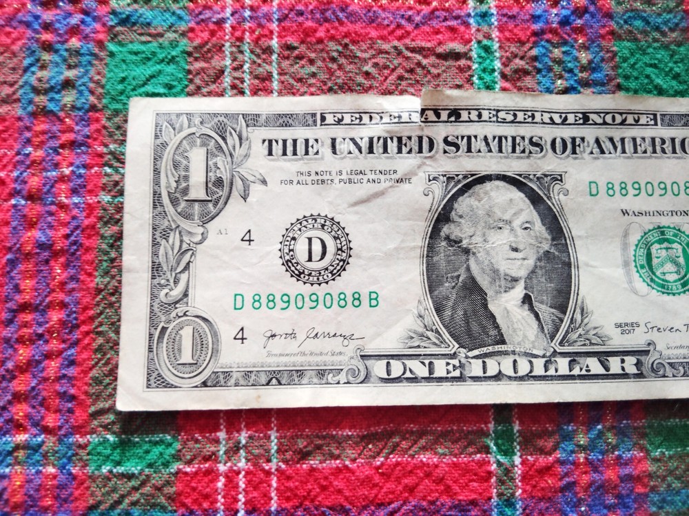 (3) FLIPPER FANCY SERIAL NUMBER $1 NOTES!!! 2 BOOKEND AND REPEATING!!! Error!