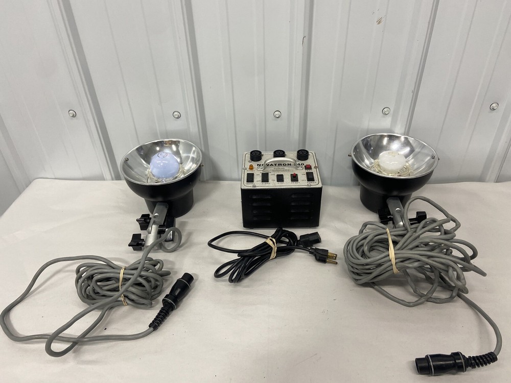 NOVATRON 240 STUDIO LIGHTING EQUIPMENT Tested w/ Light