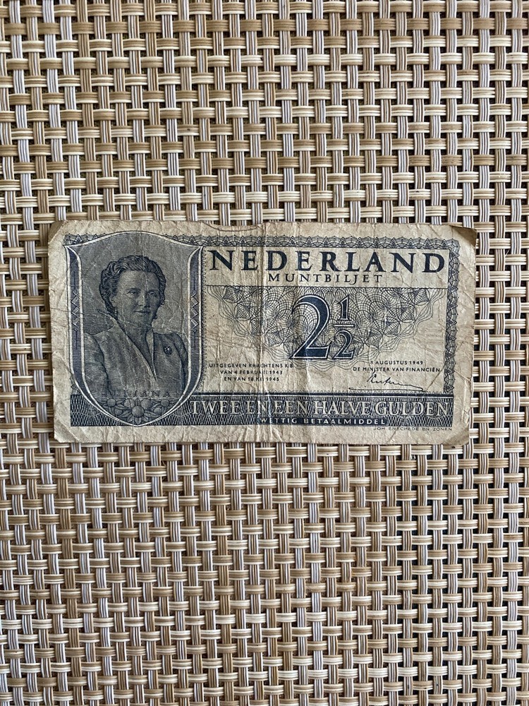 2 1/2 Gulden Muntbiljet From Netherlands 1949
