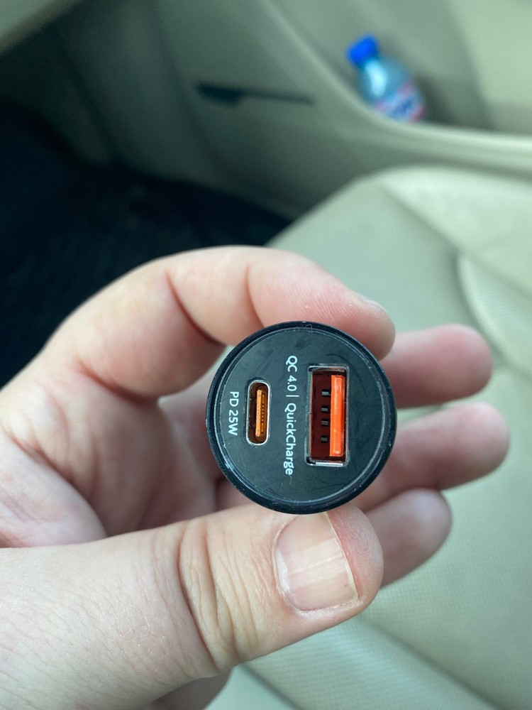 car charger with USB type C and USB normal