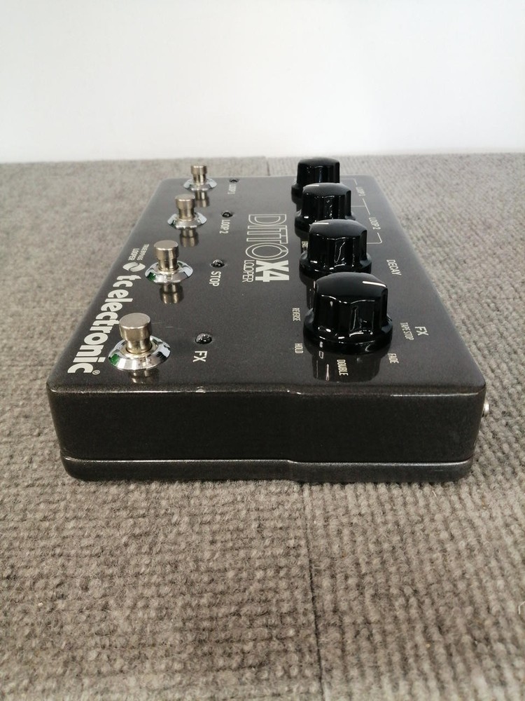 TC ELECTRONIC DITTO X4 LOOPER