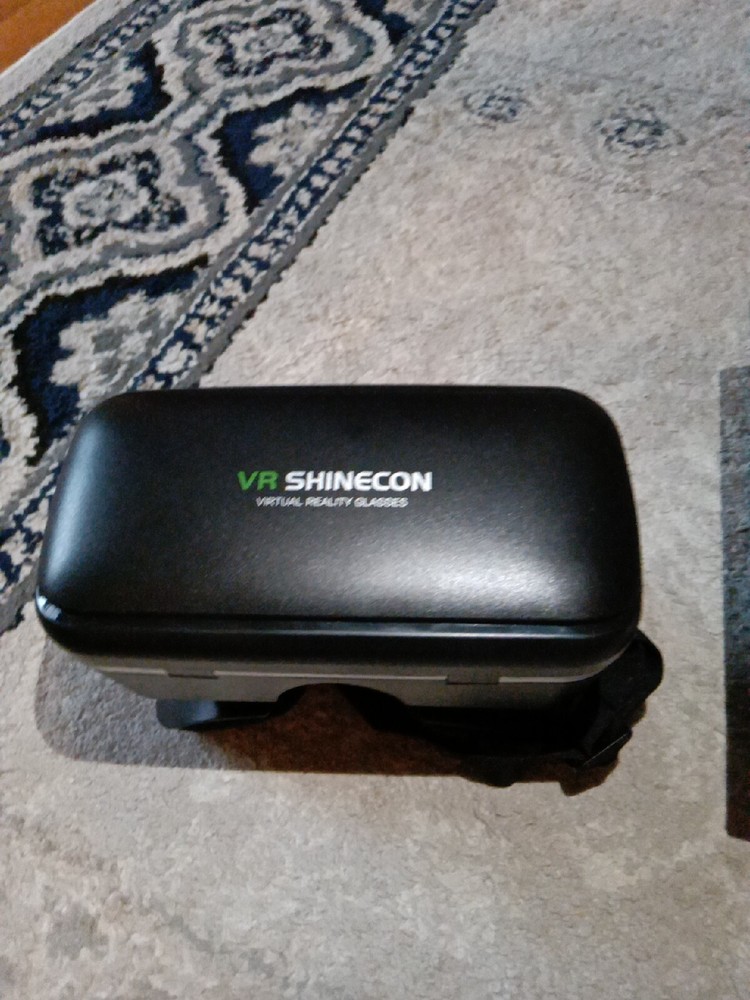 virtual reality glasses