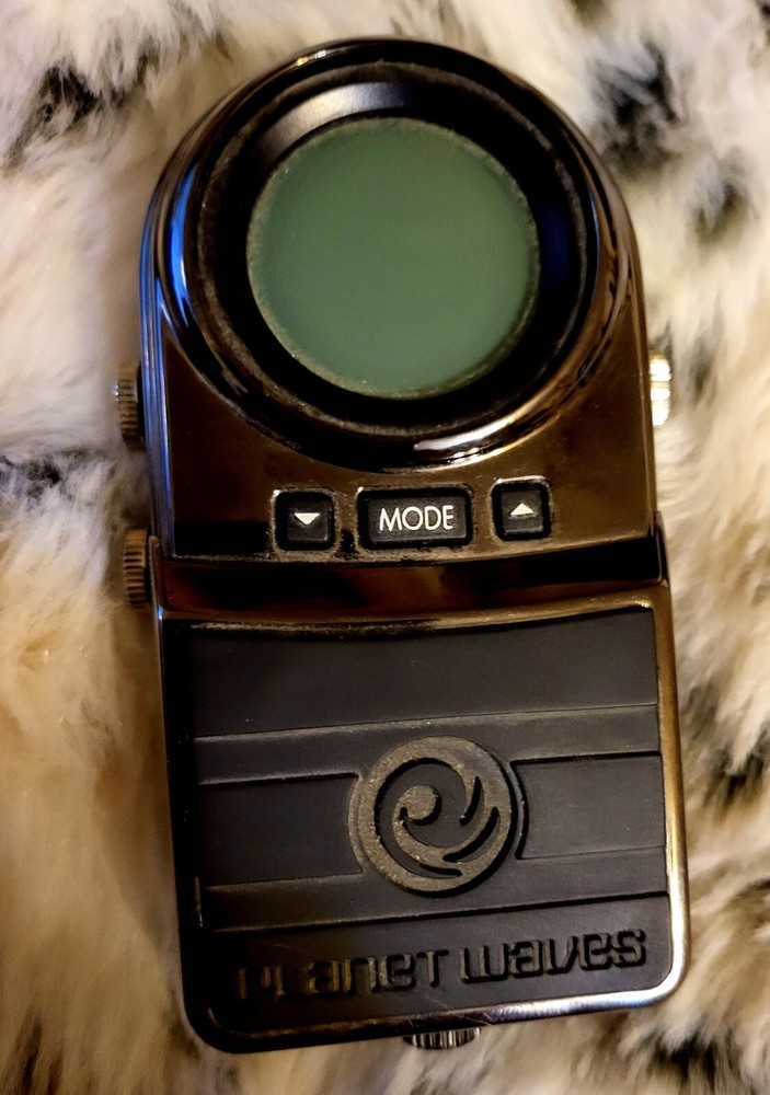 PLANET WAVES: TRU STROBE TUNER PRE-OWNED mint