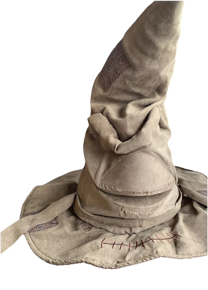 Harry Potter Wizarding World Animatronic Talking Animated Sorting Hat CC