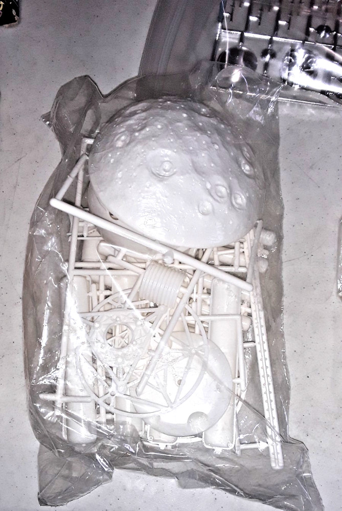 MPC PILGRIM OBSERVER SPACE STATION MODEL KIT 1/100 Scl- Open Box Complete (MK-31