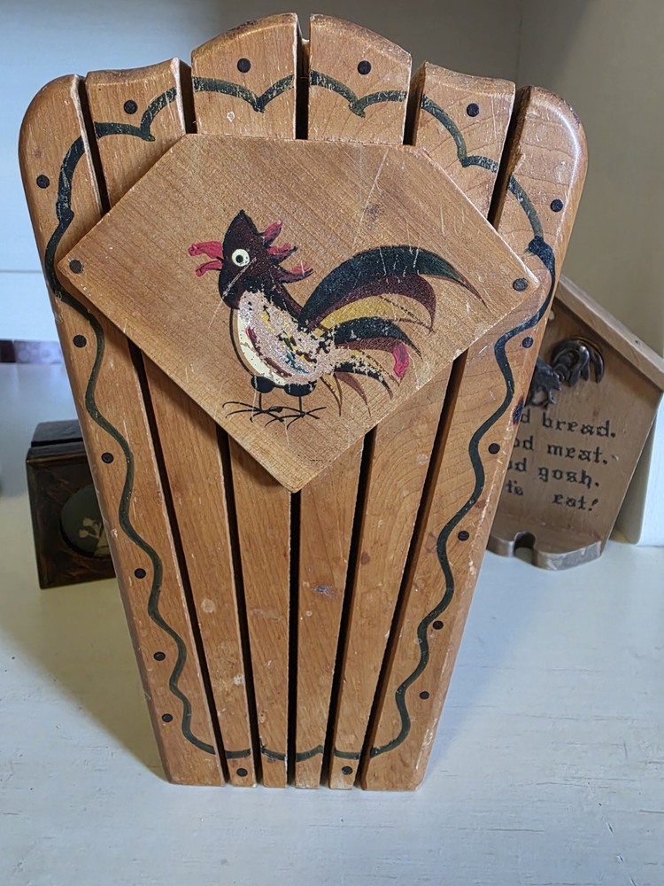 FIVE Piece Chicken / Rooster Decor