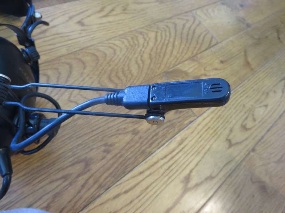 Flightcom Nighthawk Model 4DLX Aviation Headset tested - mic not tested