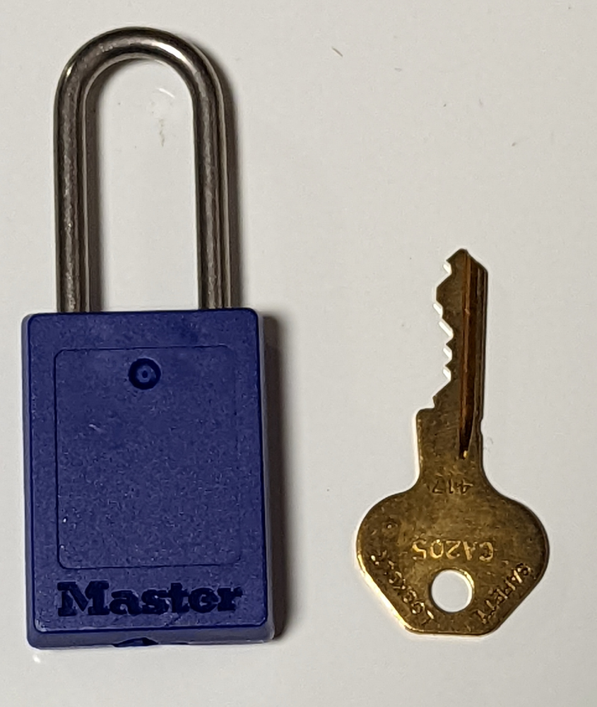 Master Lock Padlock, Keyed, S31 Blue 417