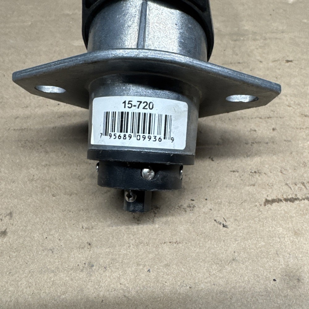 (QTY 5) PHILLIPS 15-720 SAE J560 7 WIRE TRAILER SOCKET PLUG
