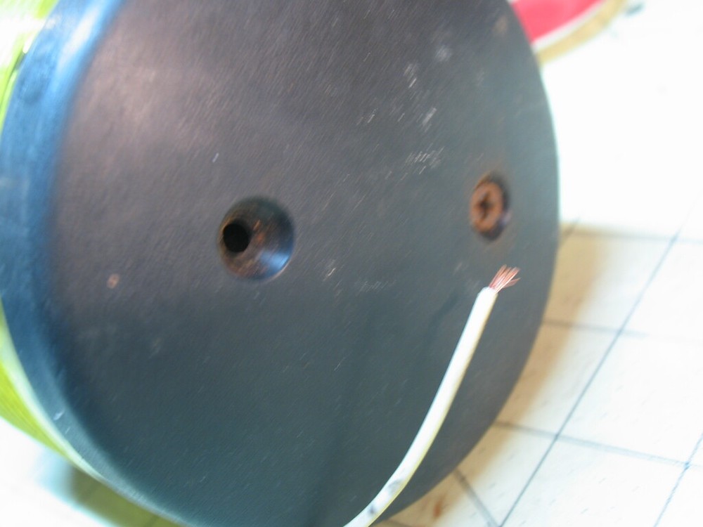 One NEW Yellow SCC LED Stack Lite Tower #4000-BY-120v