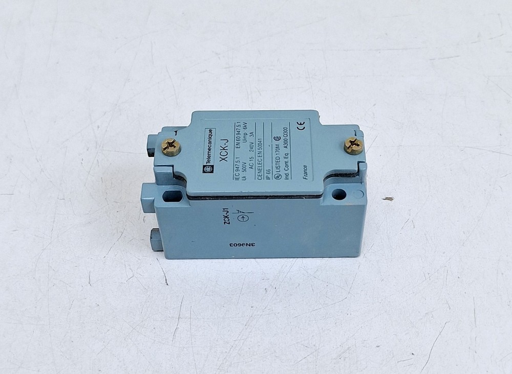 Telemecanique XCK-J Limit Switch